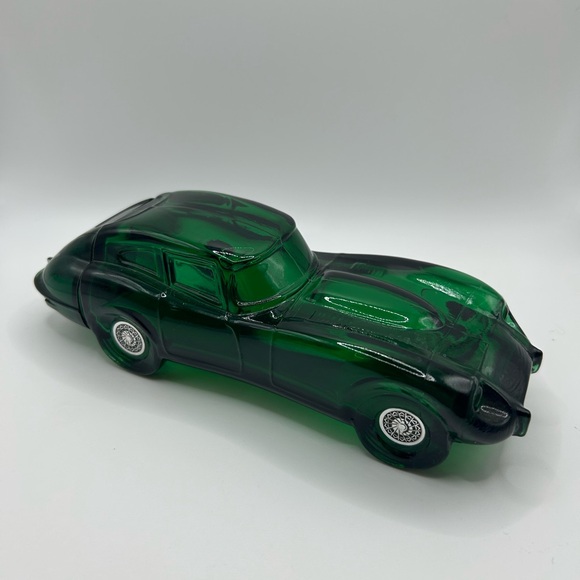 Avon Other - Avon VTG Green Jaguar Car Decanter  EMPTY
